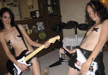 2 Hotties Play Rock Band