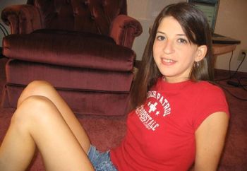 Kristy 19yr Old Hottie