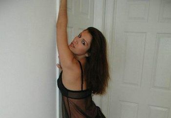 Mystery Woman... Hot!!!  (set 1/2)