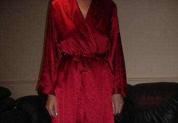 Hot Lips Silky Robe