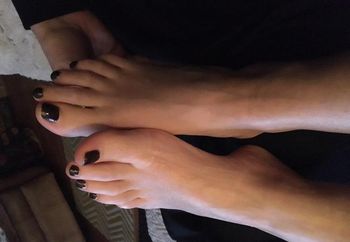 Hot Feet Only