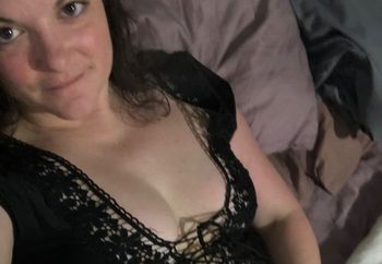 My wife sending her black lover some pic