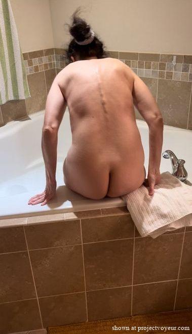 Nudes - image3