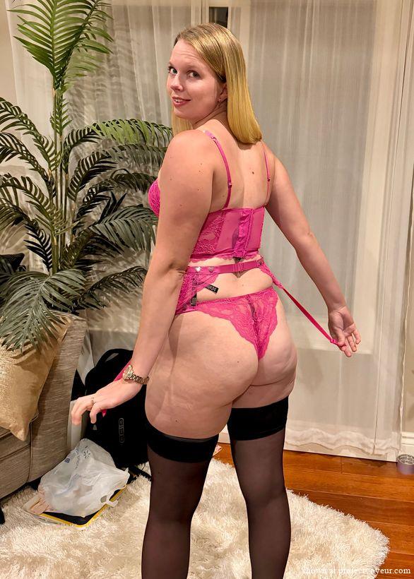 Blonde in pink - image1