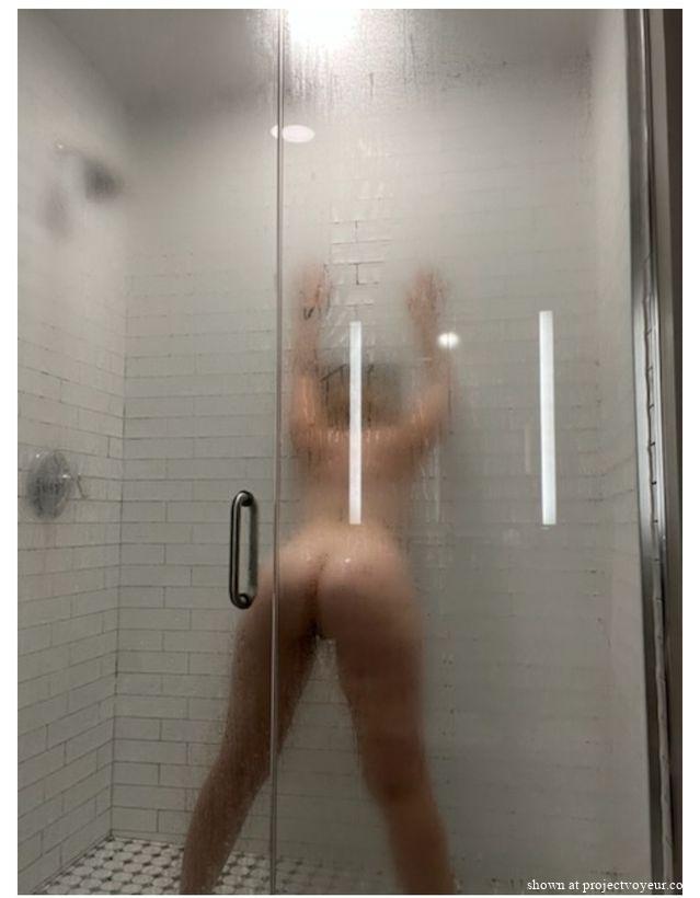 Shower time - image3