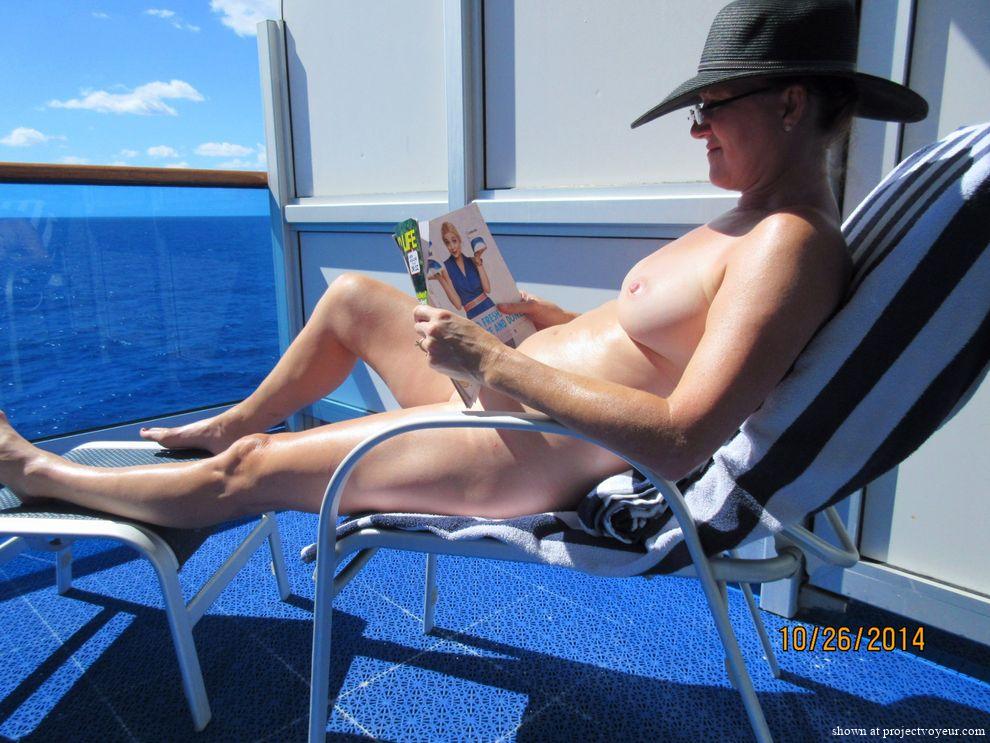 No tan lines - image7