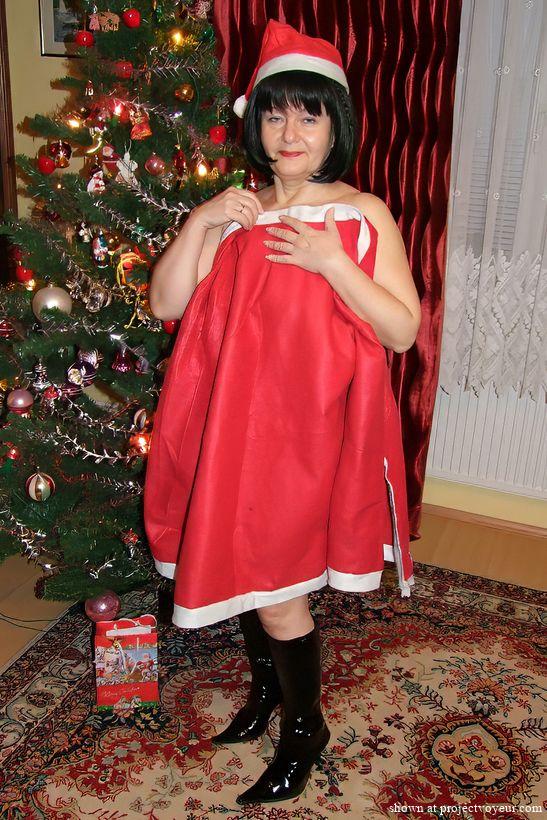 Naked under the Christmas tree. - image2