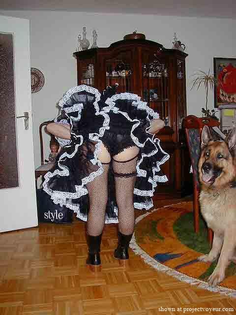 Her new outfit for the club - image4