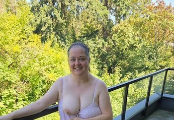 Cheating BBW Wife Natania 