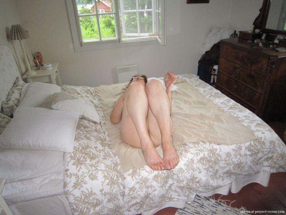 mature wife - image2