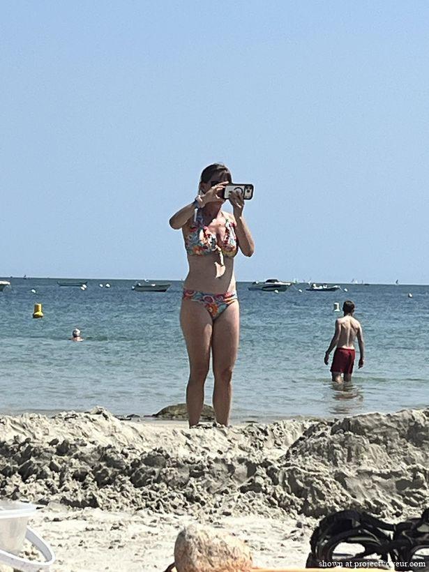 Wife holiday - image4