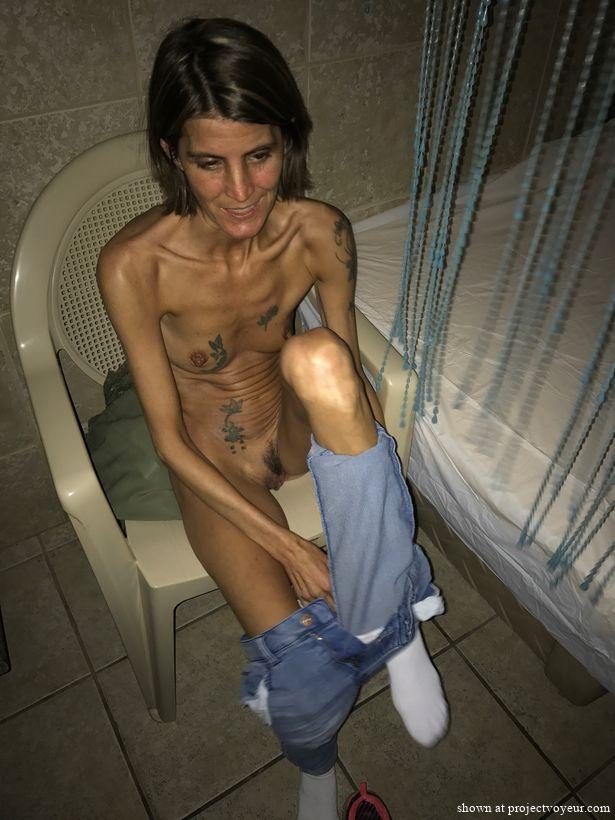Skinny Becky showing off her tiny boobs - image8