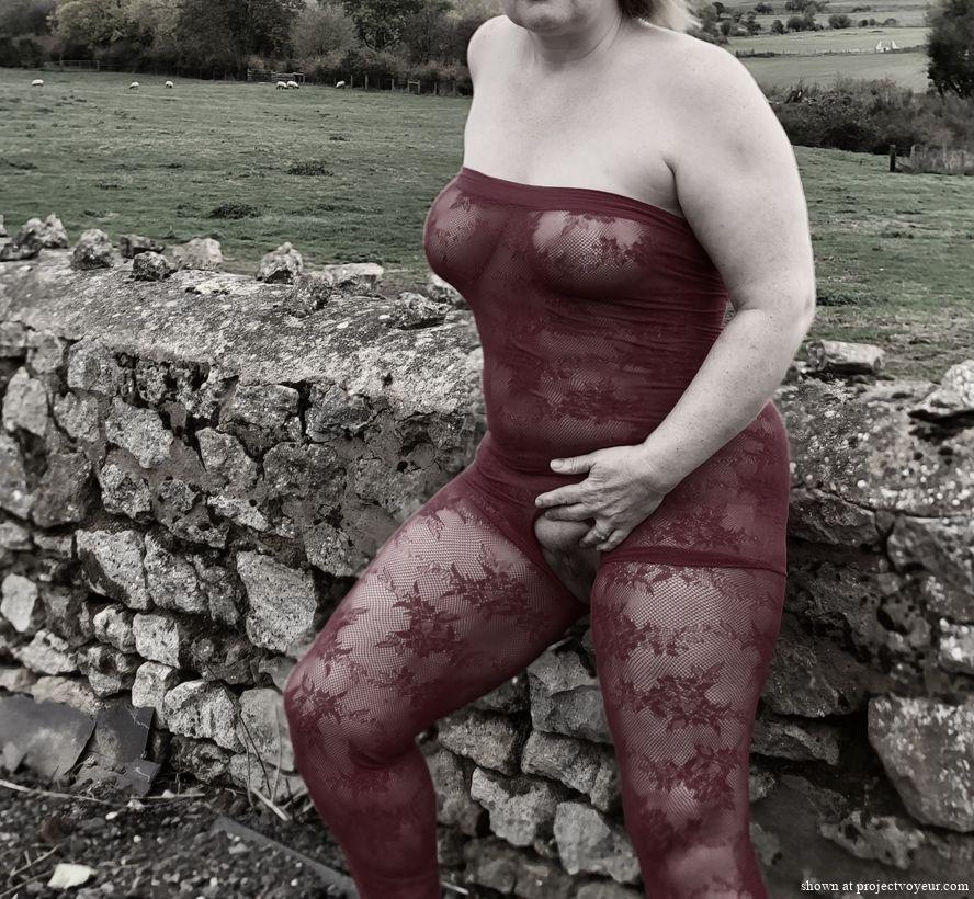 Kez out in the country - image2