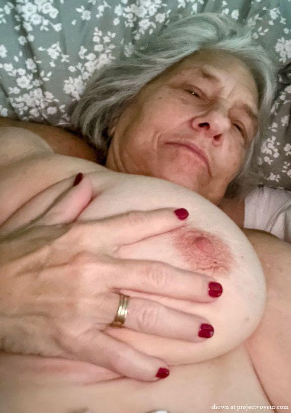 Hotel stairs - image4