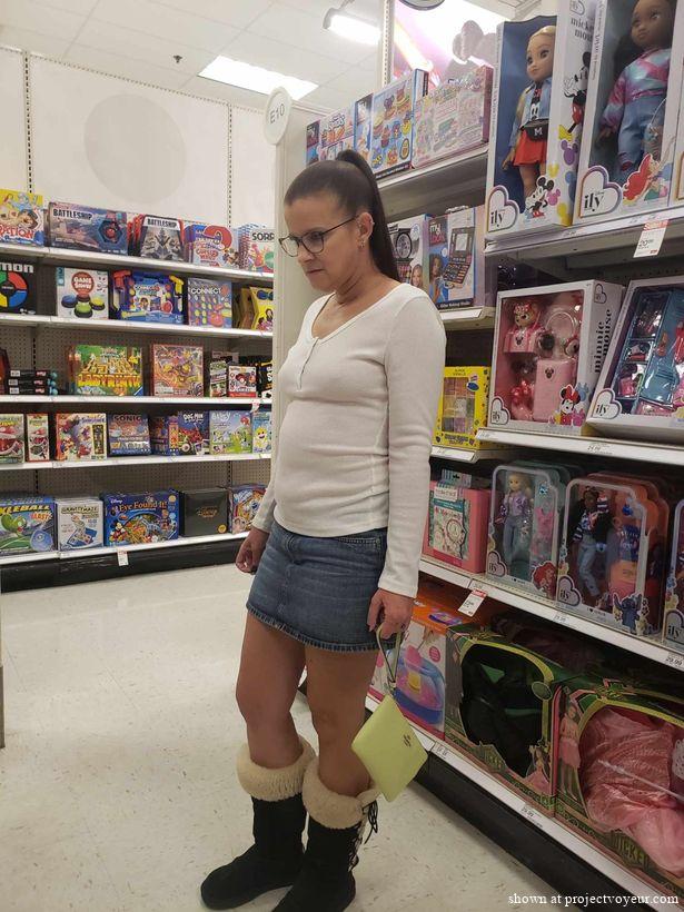 No panties in public - image4