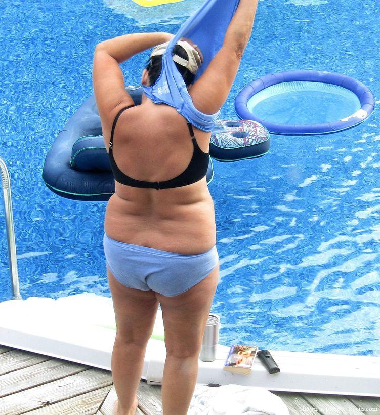 Angela In The Pool - image2