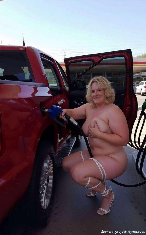 Chubby Midwestern wife  - image3