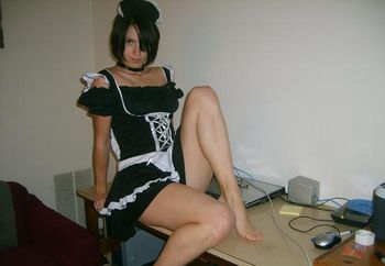 Lusty Liz plays the Maid (ps) 