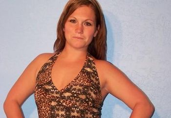 Toni-more upskirts