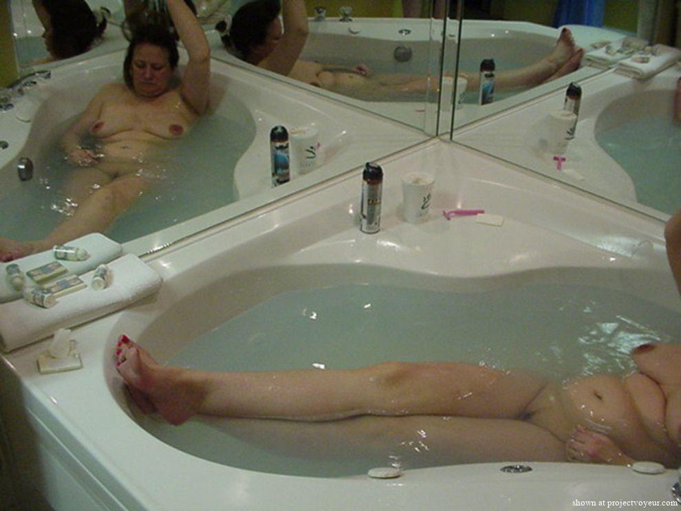 SOAKING IN THE TUB 6 - image6