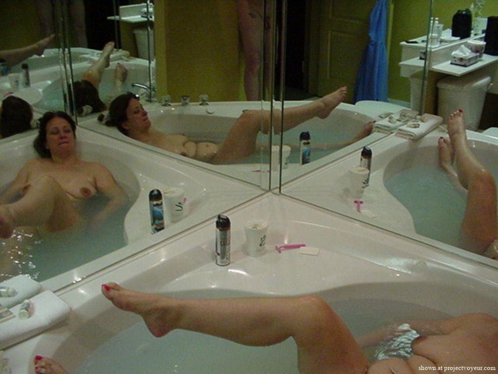 SOAKING IN THE TUB 6 - image7