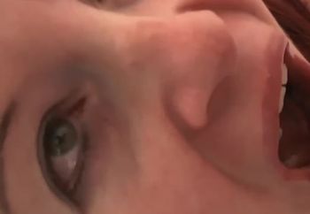 Pusztasluts Szuszi blink reflex at cumshot