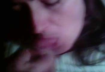 Swedish Yvonne sucks and gets an facial