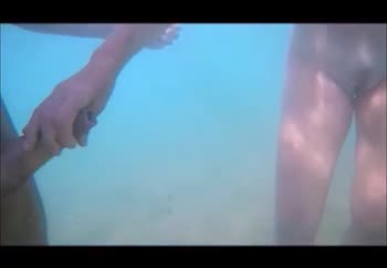 Mel Handjob Underwater and Final Cumshot