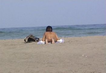 Very Cutie Girl In Nude Beach