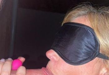 Blindfolded BJ