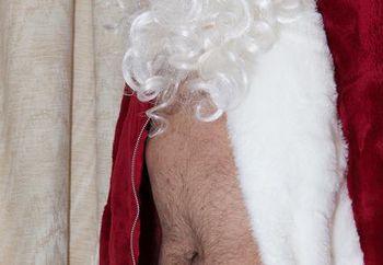 Santa is Cumming