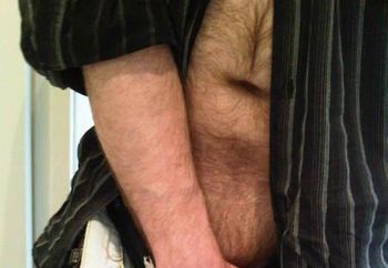 i love to have my cock felt up