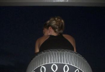 Short skirt on cruise