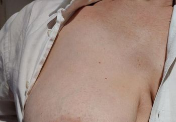 Mellcsi curious tits