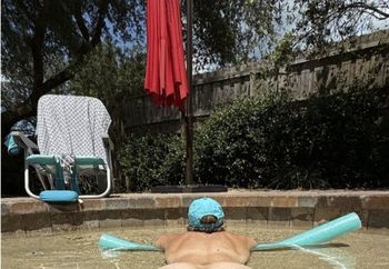 Sun's out buns out!